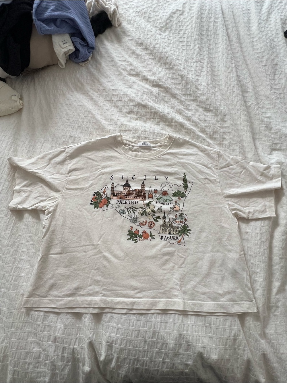 Ardene Cropped Boxy Sicily Graphic T-Shirt